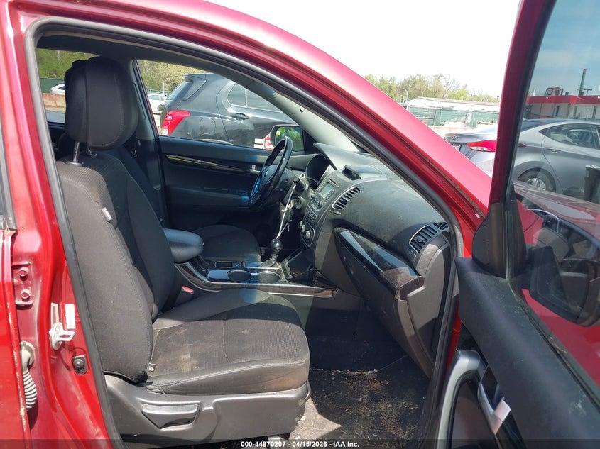 2015 Kia Sorento Lx VIN: 5XYKT3A60FG563377 Lot: 44870207