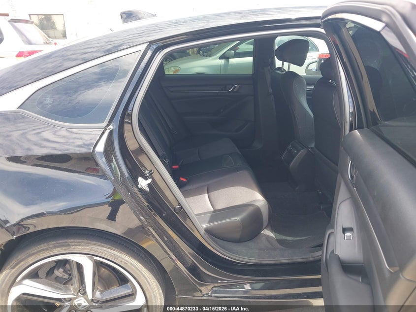 2022 Honda Accord Sport VIN: 1HGCV1F35NA037070 Lot: 44870233