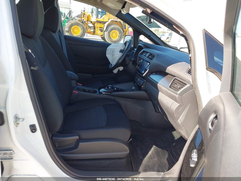 2023 Nissan Leaf Sv Plus 60 Kwh VIN: 1N4CZ1CV1PC552038 Lot: 44870246