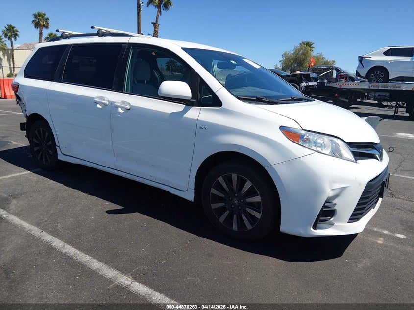 2019 Toyota Sienna Le 7 Passenger