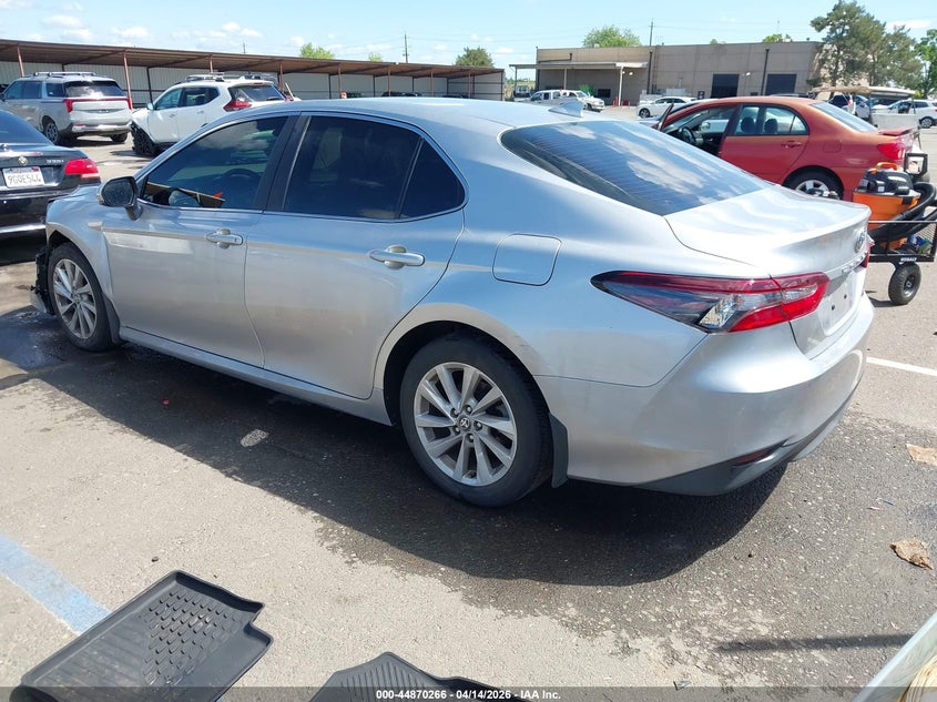 2024 Toyota Camry Le