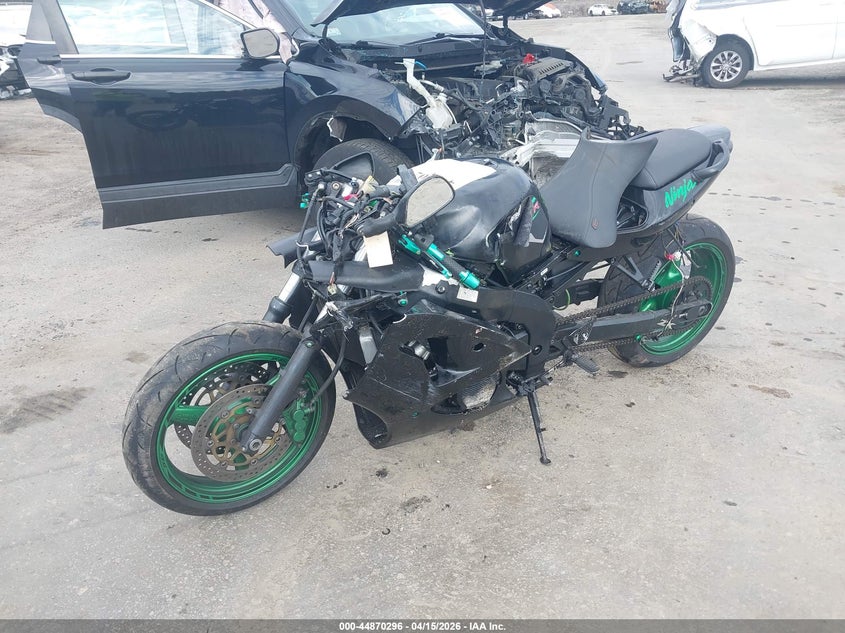 2001 Kawasaki Zx600 J1 VIN: JKAZX4J151A033065 Lot: 44870296