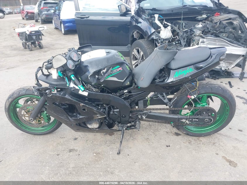 2001 Kawasaki Zx600 J1 VIN: JKAZX4J151A033065 Lot: 44870296