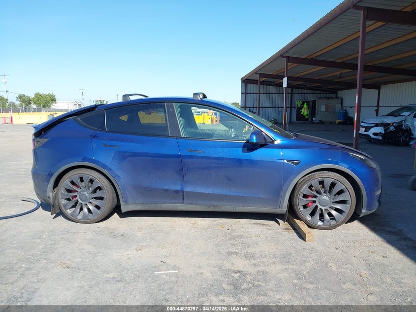 2021 Tesla Model Y Performance Dual Motor All-Wheel Drive VIN: 5YJYGDEF1MF209970 Lot: 44870297
