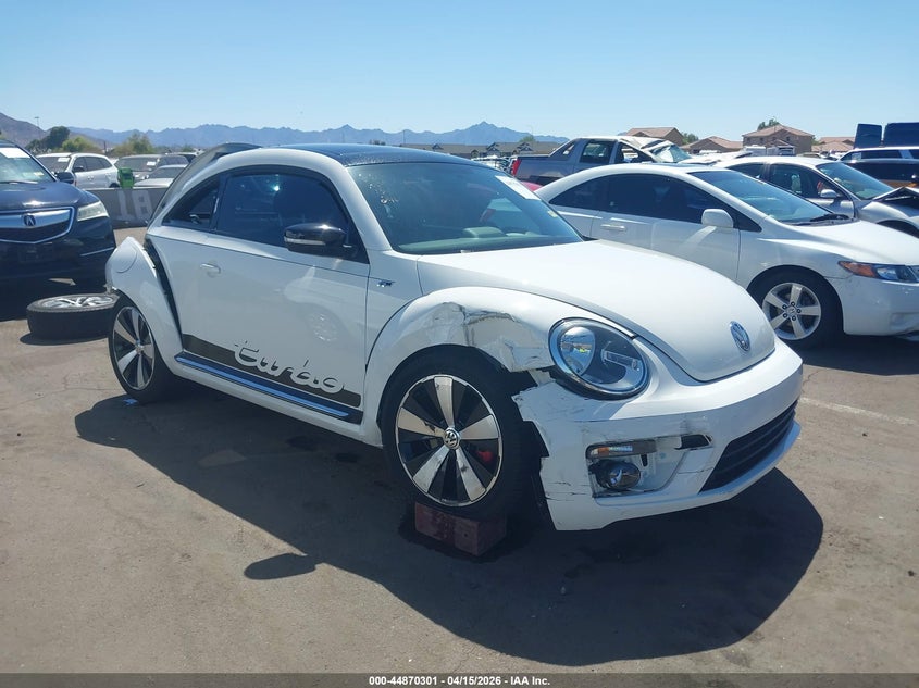 2014 Volkswagen Beetle 2.0T R-Line VIN: 3VWVT7AT4EM612489 Lot: 44870301