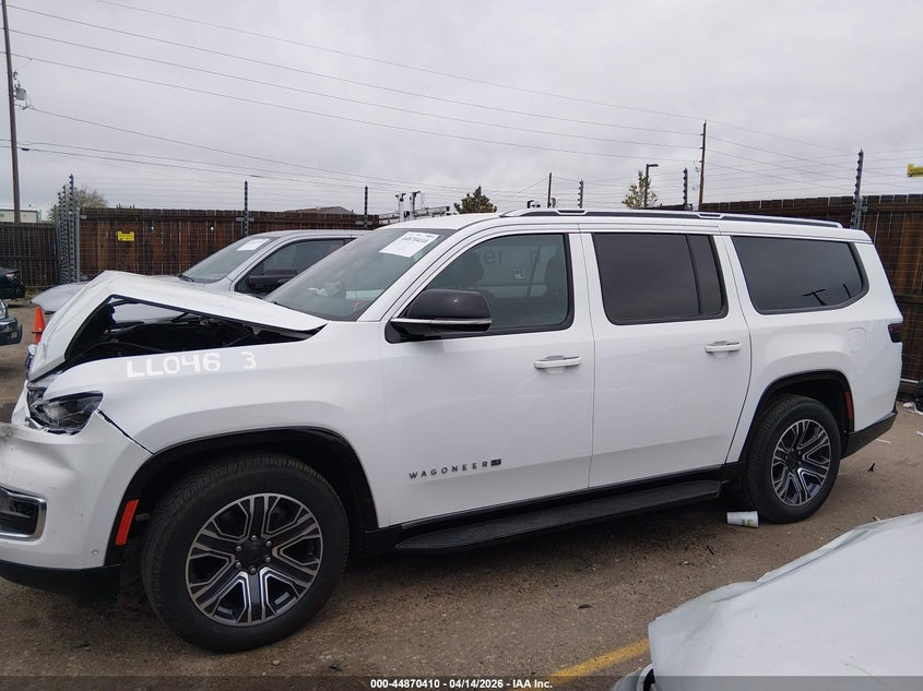 2024 Jeep Wagoneer L Series Ii 4X4 VIN: 1C4SJSBP2RS102011 Lot: 44870410