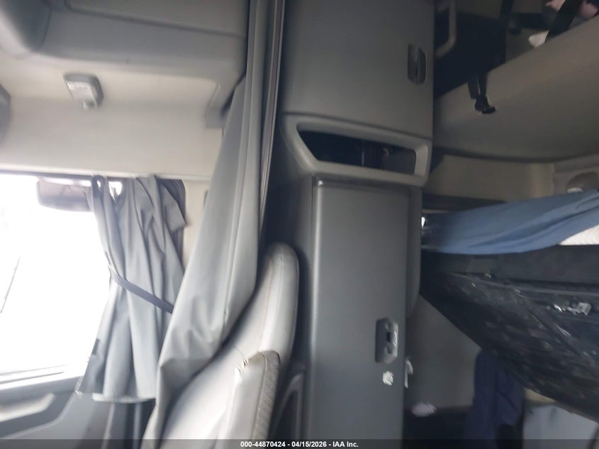 2019 Volvo Vnl VIN: 4V4NC9EH5KN898105 Lot: 44870424