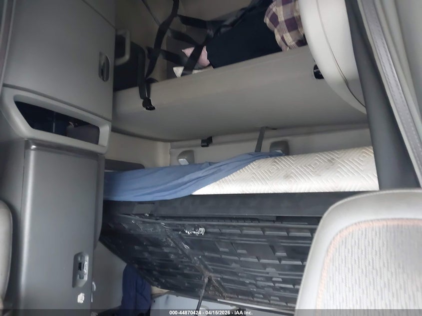 2019 Volvo Vnl VIN: 4V4NC9EH5KN898105 Lot: 44870424