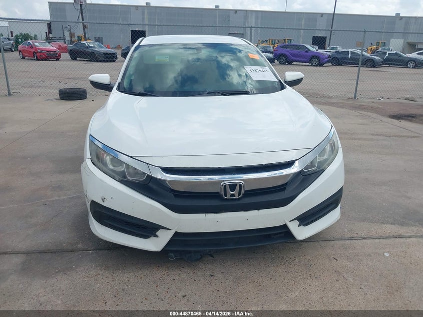 VIN 19XFC2F55HE057619 2017 HONDA CIVIC LX