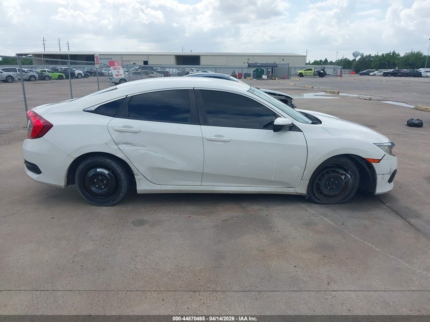 VIN 19XFC2F55HE057619 2017 HONDA CIVIC LX
