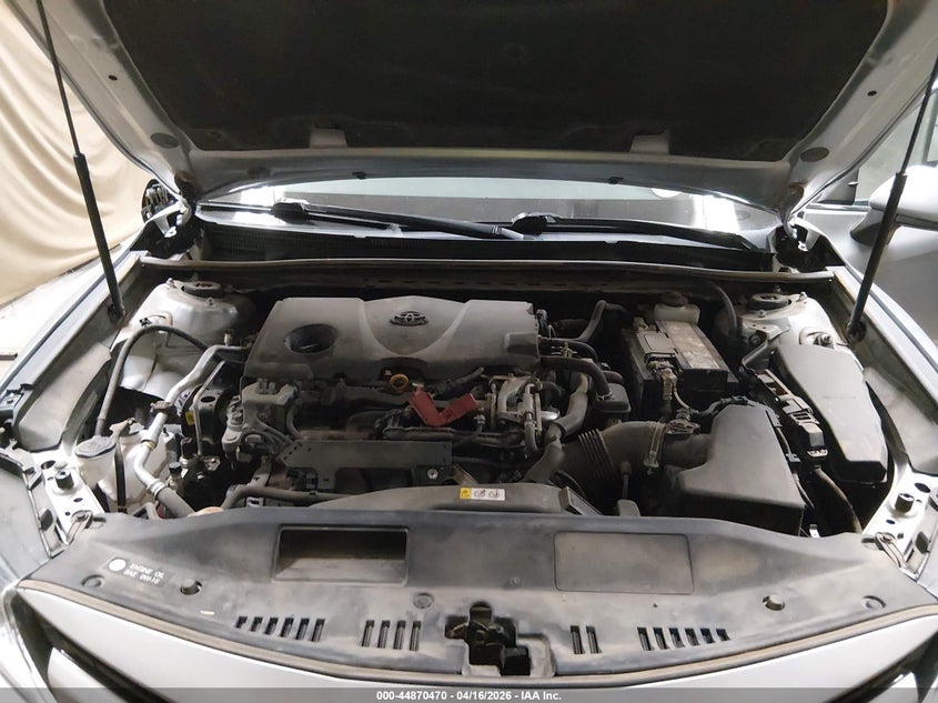 2020 Toyota Camry Le VIN: 4T1C11AKXLU981463 Lot: 44870470