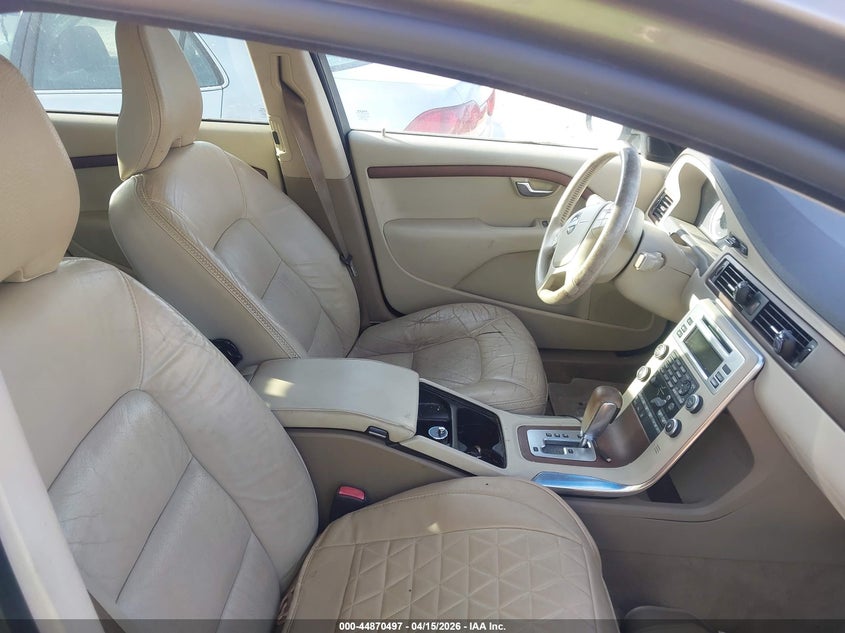 2011 VOLVO XC70 — zdjęcie 5