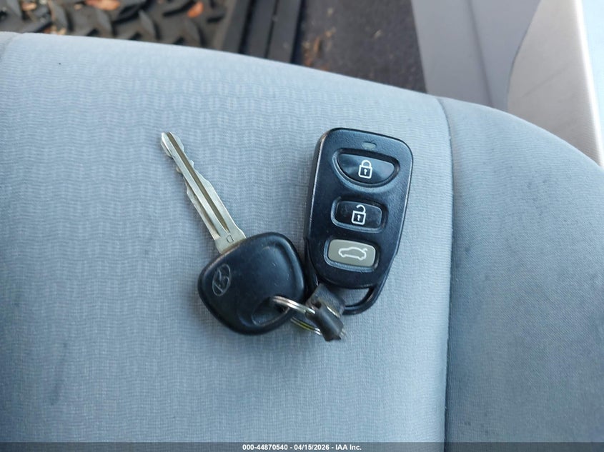 2008 Hyundai Elantra Gls/Se VIN: KMHDU46D58U503370 Lot: 44870540