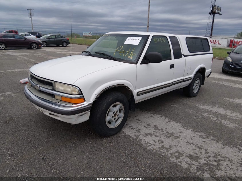 2000 Chevrolet S-10 Ls