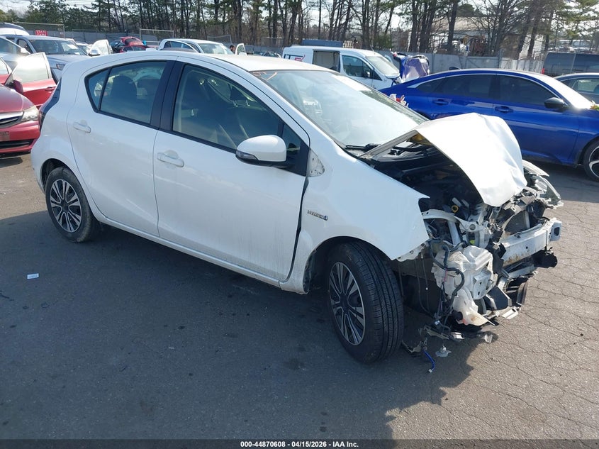 2016 Toyota Prius C Two