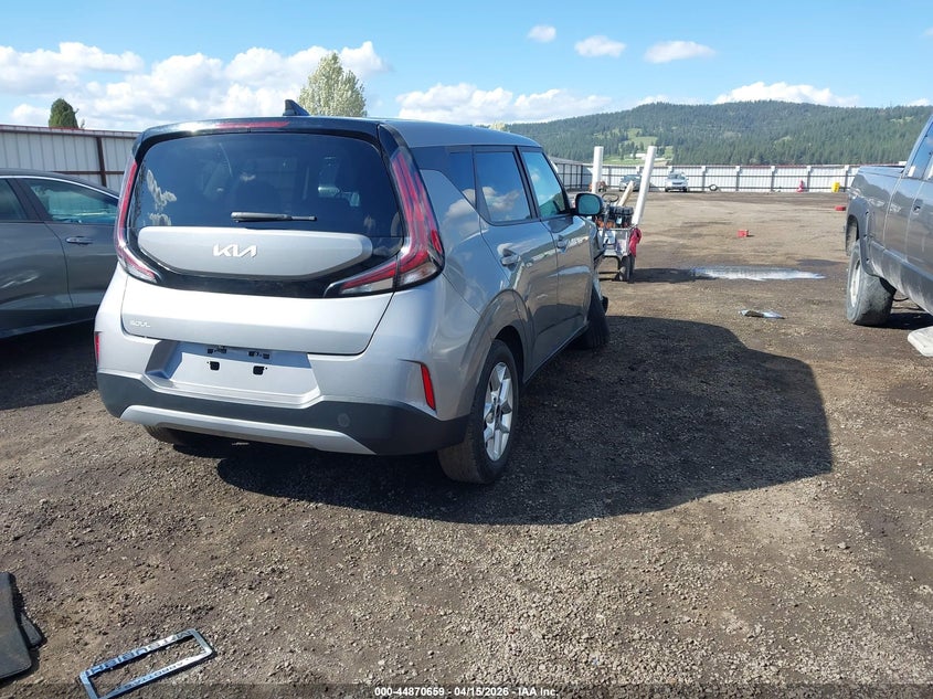 2023 Kia Soul Lx