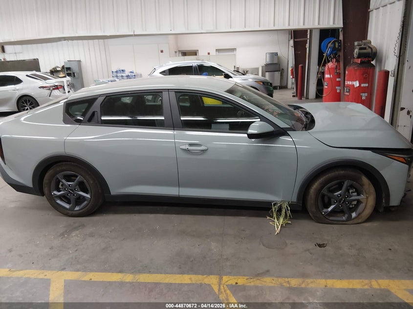 2025 Kia K4 Lxs VIN: 3KPFT4DE1SE002252 Lot: 44870672