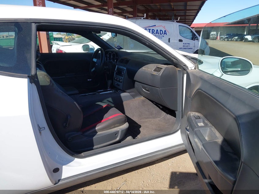 2010 Dodge Challenger Se