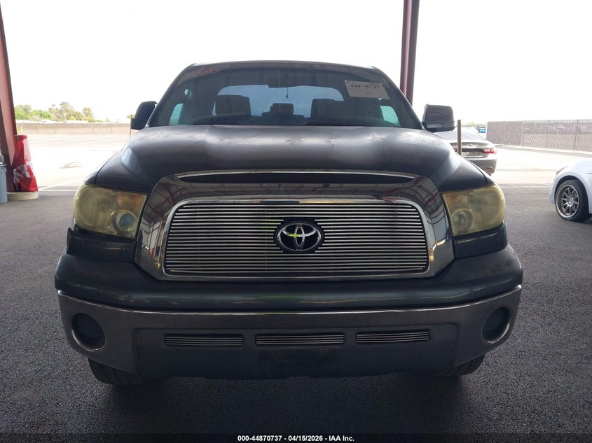 2008 Toyota Tundra Base 5.7L V8 VIN: 5TFRV54158X040845 Lot: 44870737