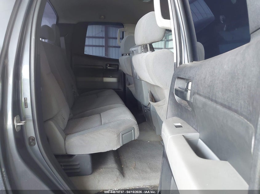 2008 Toyota Tundra Base 5.7L V8 VIN: 5TFRV54158X040845 Lot: 44870737