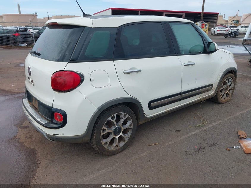 2014 Fiat 500L Trekking