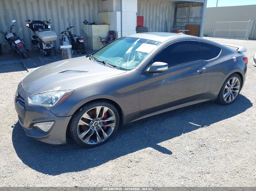 2013 Hyundai Genesis 3.8 Track