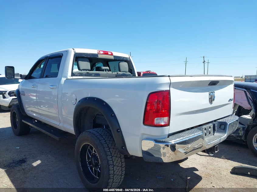 2018 Ram 2500 6.7 Ram Slt 4X4 6'4 Box white Lot 111044870948 Vin 3C6UR5DL0JG398288