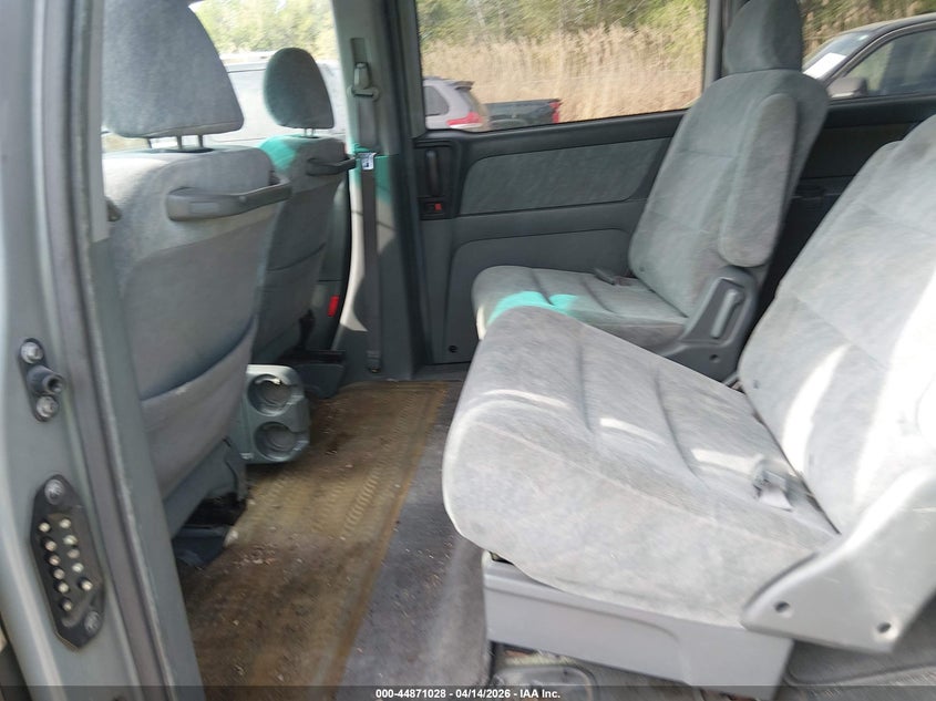 2001 Honda Odyssey Ex VIN: 2HKRL186X1H558956 Lot: 44871028