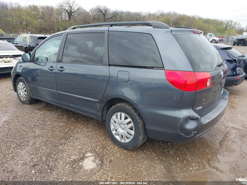 2007 Toyota Sienna Le