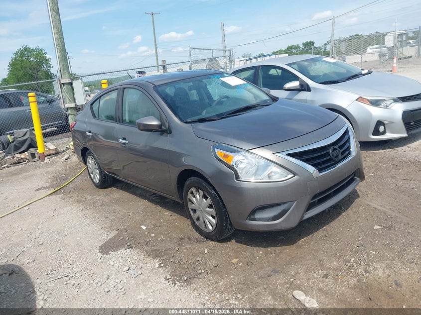 2016 Nissan Versa 1.6 Sv