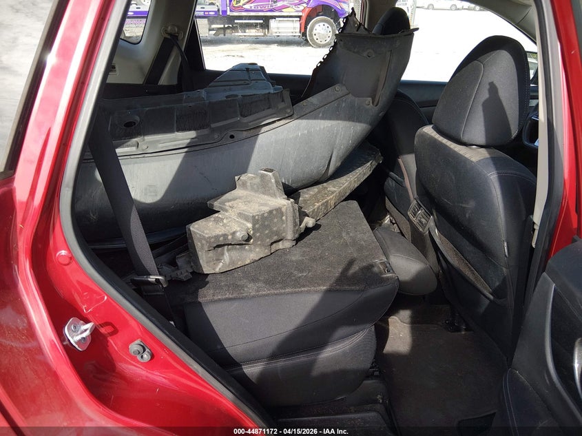 2017 Nissan Rogue S VIN: JN8AT2MT2HW382461 Lot: 44871172