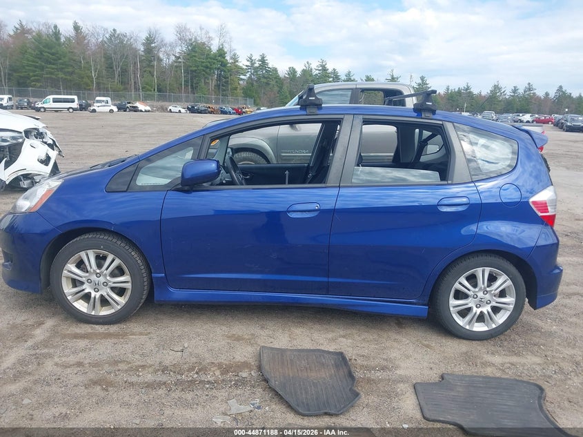 2010 Honda Fit Sport VIN: JHMGE8G41AC008078 Lot: 44871188