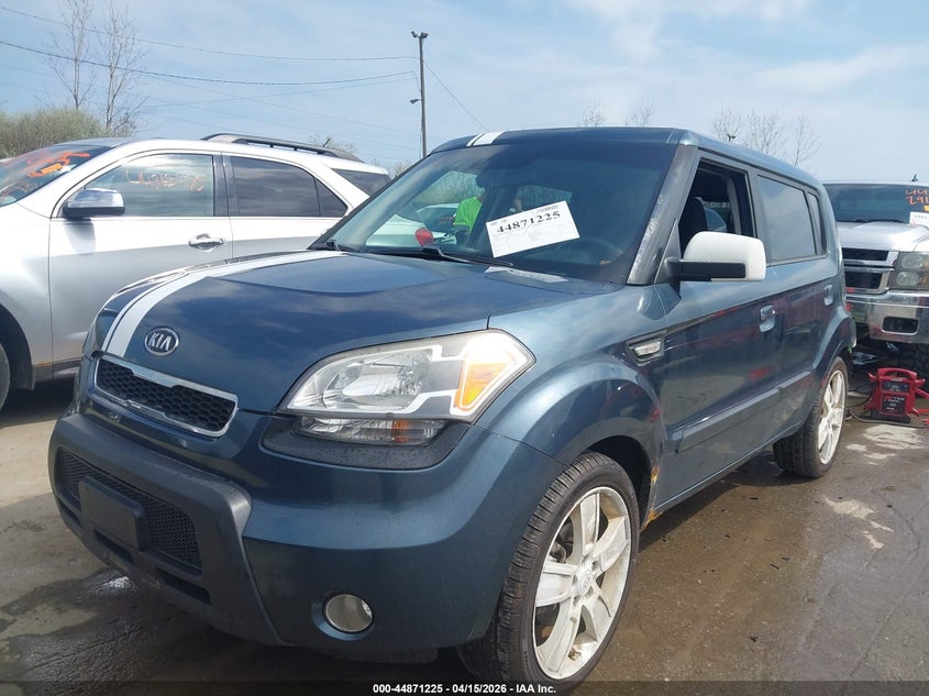2010 Kia Soul +