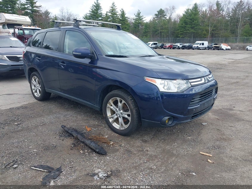 2014 Mitsubishi Outlander Se
