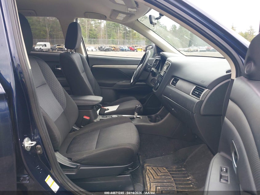 2014 Mitsubishi Outlander Se