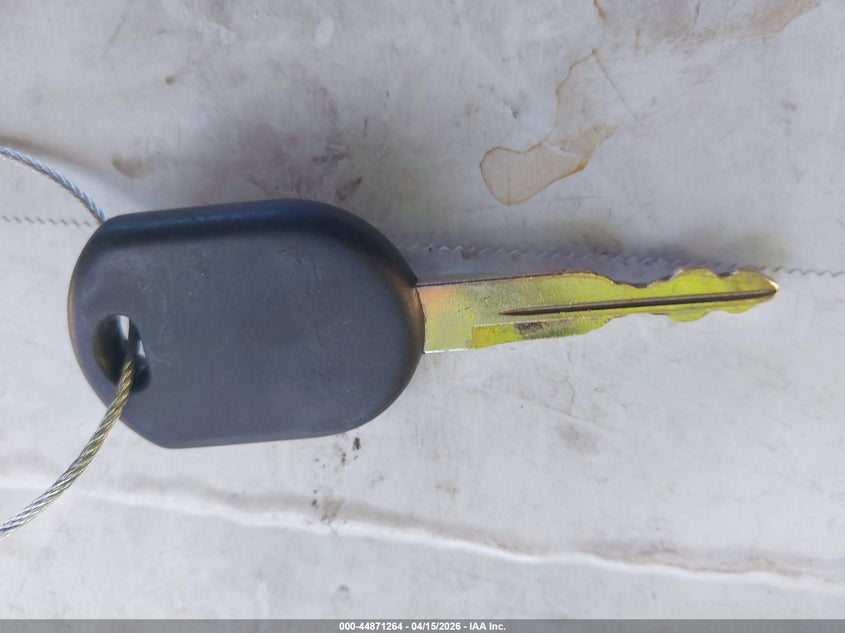 2001 Mazda B3000 Ds/Se VIN: 4F4YR16E41TM32549 Lot: 44871264