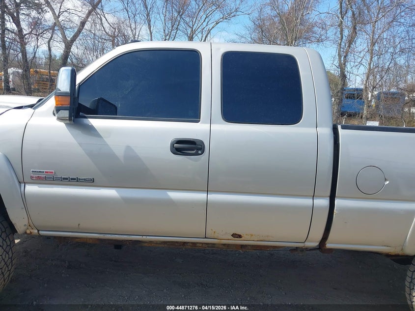 2004 GMC Sierra 2500Hd Sle VIN: 1GTHK29204E333918 Lot: 44871276