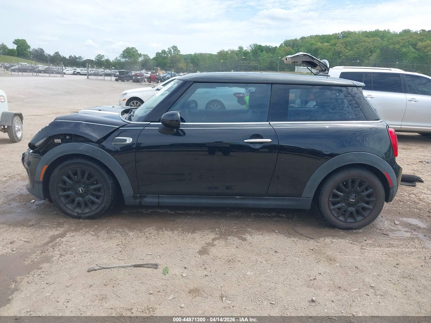 2015 Mini Hardtop Cooper VIN: WMWXM5C52FT973313 Lot: 44871300