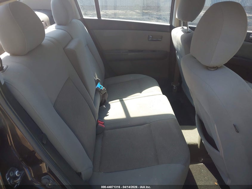 2011 Nissan Sentra 2.0S VIN: 3N1AB6AP4BL635437 Lot: 44871316