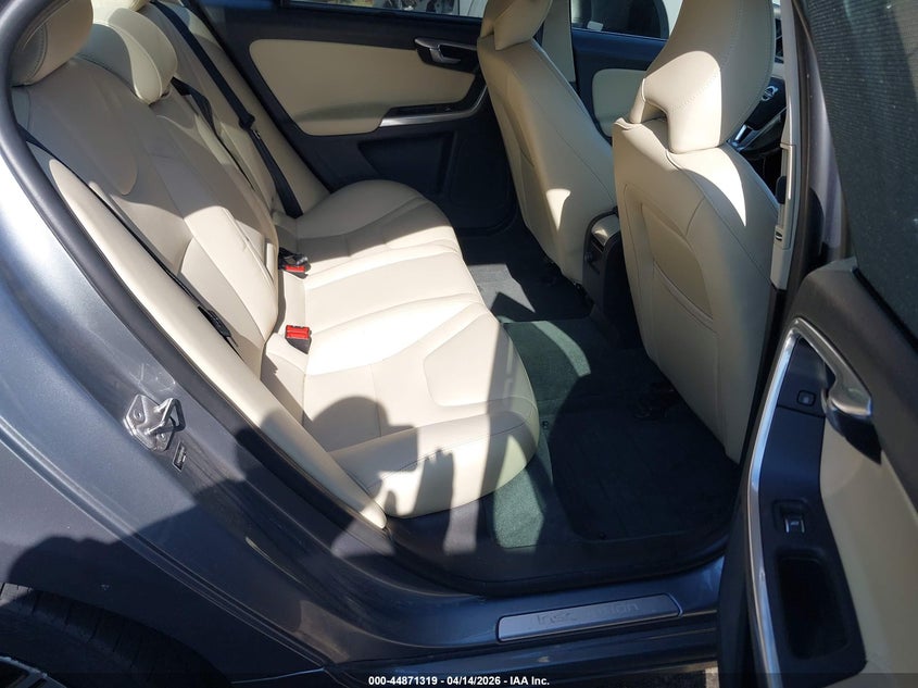 2018 Volvo S60 Inscription T5 VIN: LYV402TK1JB190440 Lot: 44871319