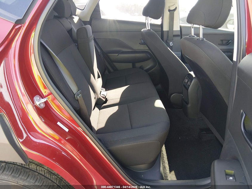 2025 HYUNDAI KONA auction photo 8