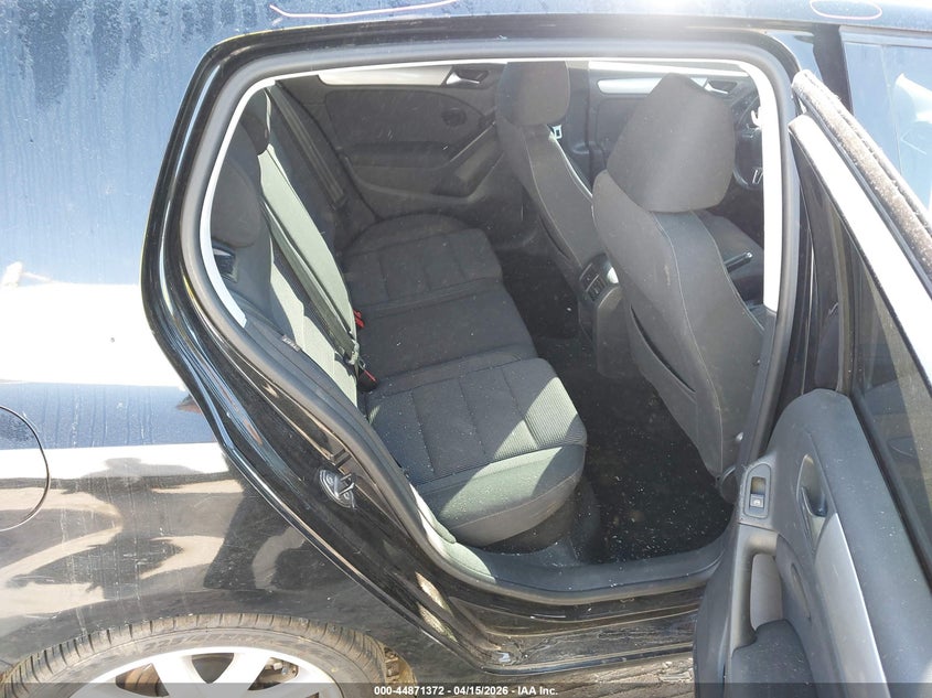 2011 Volkswagen Golf Tdi 4-Door VIN: WVWNM9AJ7BW191681 Lot: 44871372