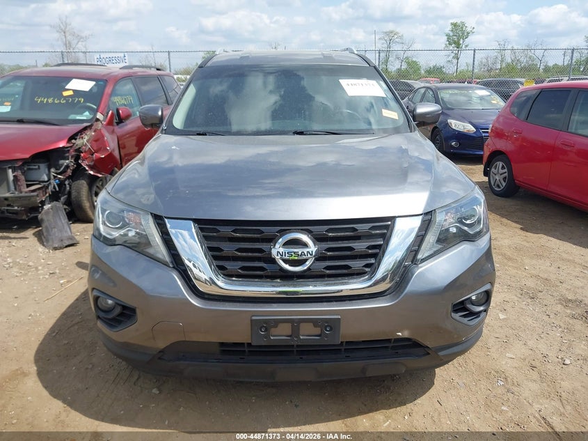 2018 Nissan Pathfinder Platinum/S/Sl/Sv VIN: 5N1DR2MM8JC630490 Lot: 44871373