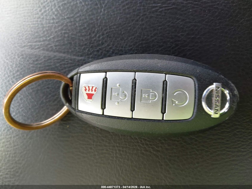 2018 Nissan Pathfinder Platinum/S/Sl/Sv VIN: 5N1DR2MM8JC630490 Lot: 44871373