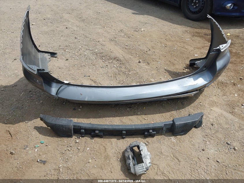 2018 Nissan Pathfinder Platinum/S/Sl/Sv VIN: 5N1DR2MM8JC630490 Lot: 44871373