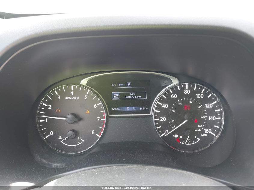 2018 Nissan Pathfinder Platinum/S/Sl/Sv VIN: 5N1DR2MM8JC630490 Lot: 44871373