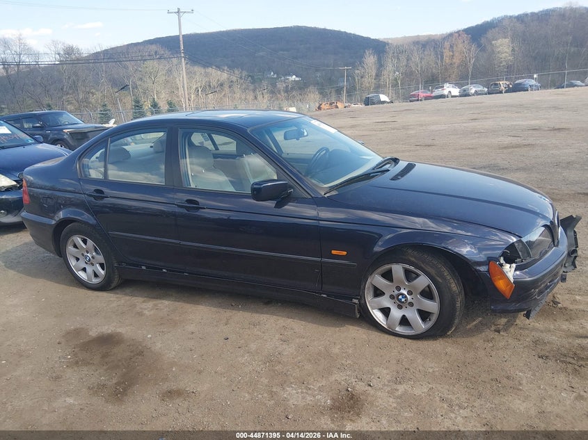 2001 BMW 325I VIN: WBAAV33451EE25031 Lot: 44871395