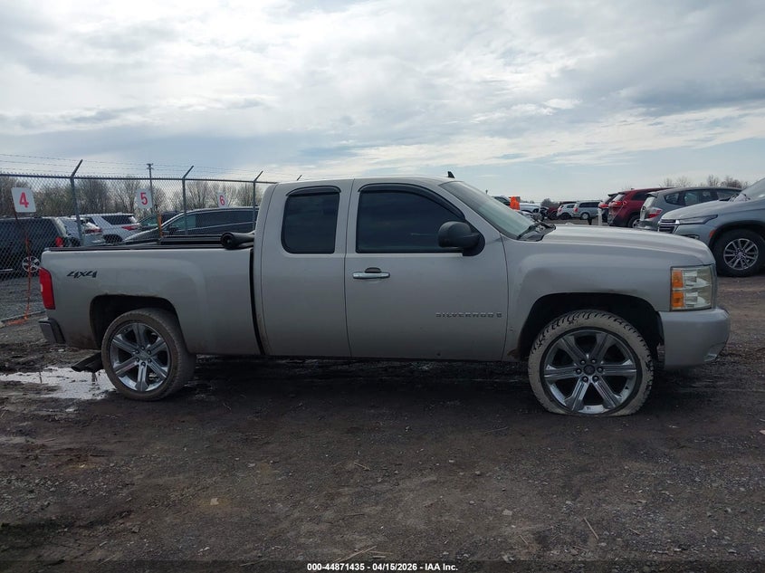 2007 Chevrolet Silverado 1500 Lt2 VIN: 1GCEK19J67Z506729 Lot: 44871435