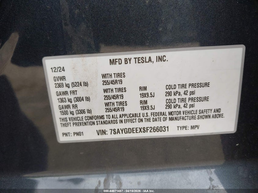 2025 Tesla Model Y Long Range Dual Motor All-Wheel Drive VIN: 7SAYGDEEXSF266031 Lot: 44871487