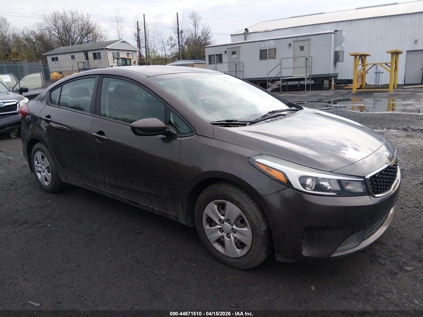 2017 KIA FORTE LX